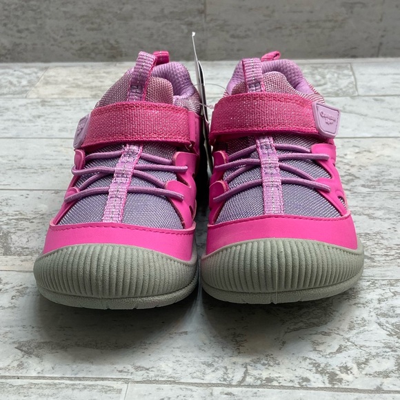 OshKosh B’gosh girls pink Velcro sneakers - Picture 4 of 8